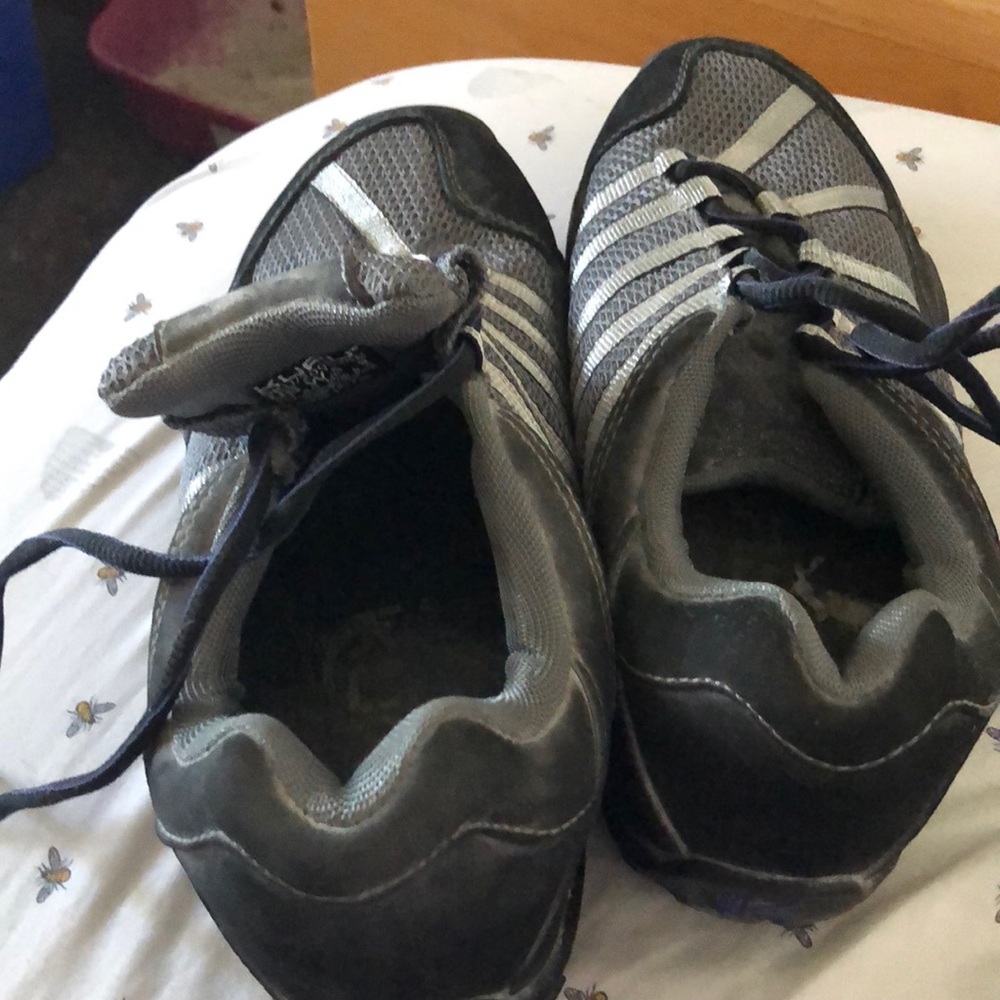 Women’s Kuru sneakers